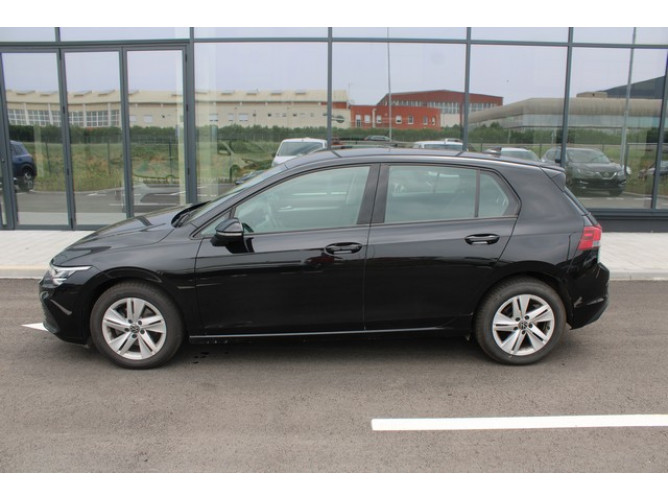 Volkswagen Golf 8 2.0 TDI DSG Life 