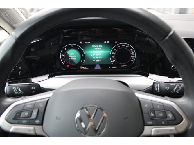 Volkswagen Golf 8 2.0 TDI Life 