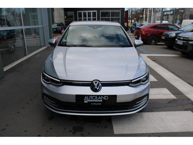 Volkswagen Golf 8 2.0 TDI Life 