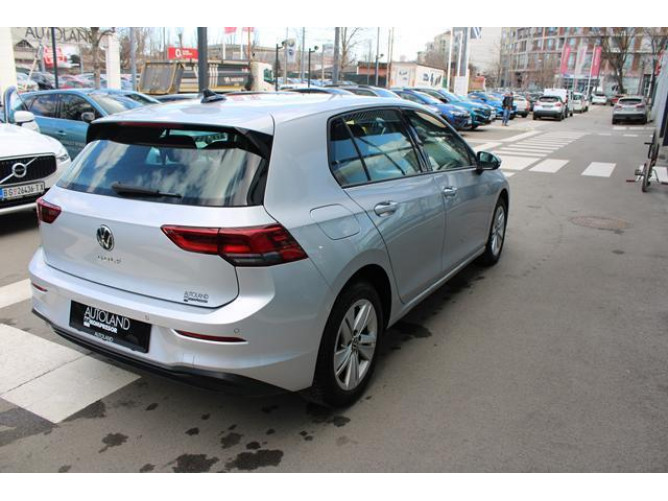 Volkswagen Golf 8 2.0 TDI Life 