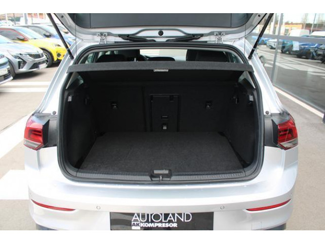 Volkswagen Golf 8 2.0 TDI Life 