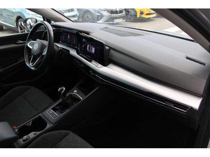 Volkswagen Golf 8 2.0 TDI Life 