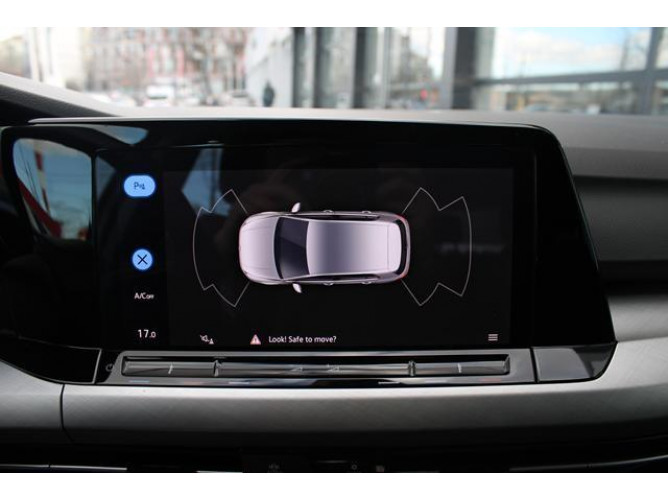 Volkswagen Golf 8 2.0 TDI Life 