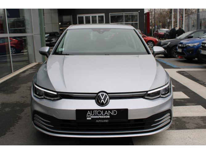 Volkswagen Golf 8 1.0 TSI Life 