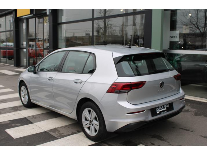 Volkswagen Golf 8 1.0 TSI Life 
