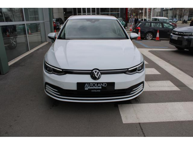 Volkswagen Golf 8 2.0 TDI Life 