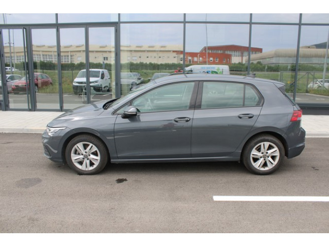 Volkswagen Golf 8 2.0 TDI DSG Life 