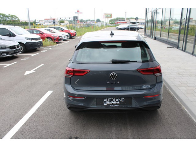 Volkswagen Golf 8 2.0 TDI DSG Life 