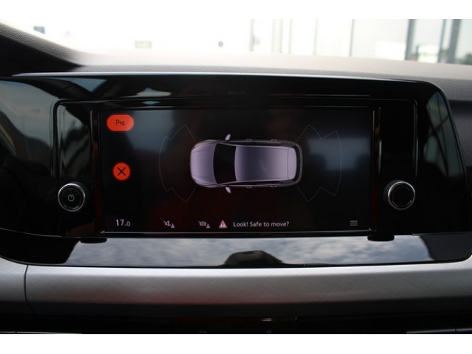 Volkswagen Golf 8 2.0 TDI DSG Life 