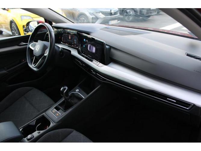 Volkswagen Golf 8 2.0 TDI Life 