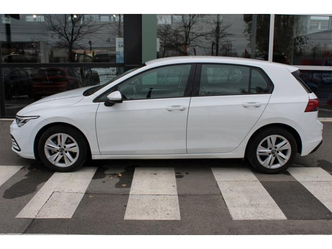 Volkswagen Golf 8 1.0 TSI Life 