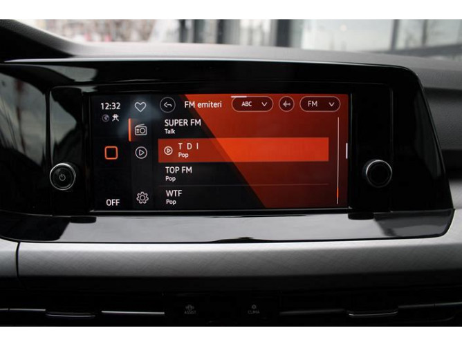 Volkswagen Golf 8 1.0 TSI Life 