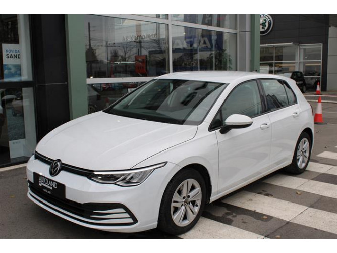 Volkswagen Golf 8 1.0 TSI Life 