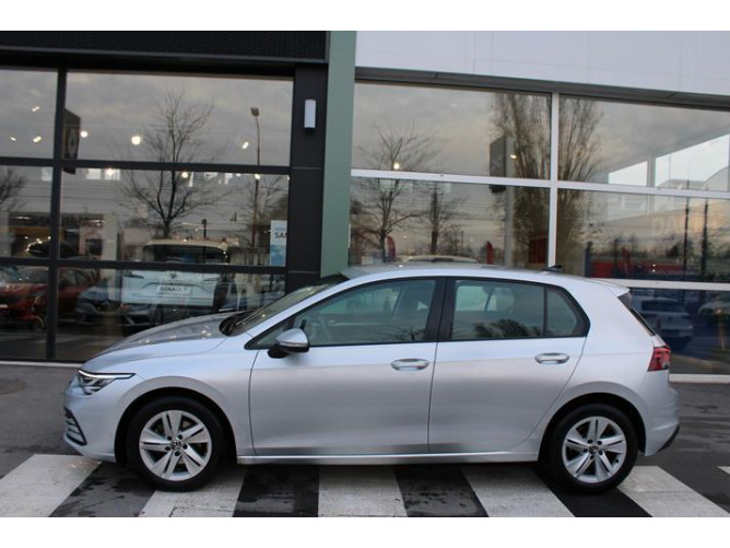 Volkswagen Golf 8 1.0 TSI Life 