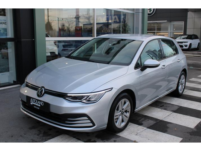 Volkswagen Golf 8 1.0 TSI Life 