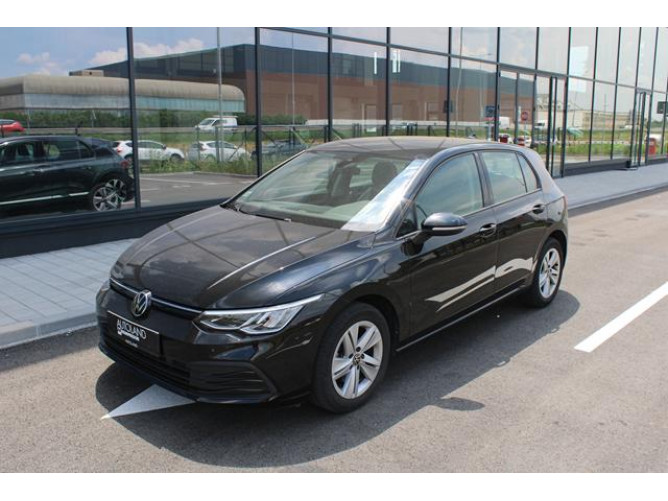 Volkswagen Golf 8 2.0 TDI DSG Life 