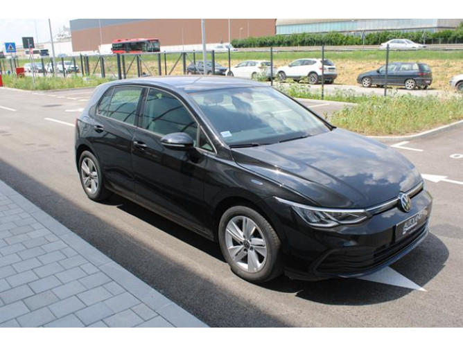 Volkswagen Golf 8 2.0 TDI DSG Life 