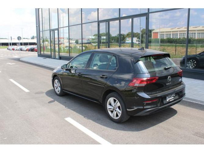 Volkswagen Golf 8 2.0 TDI DSG Life 