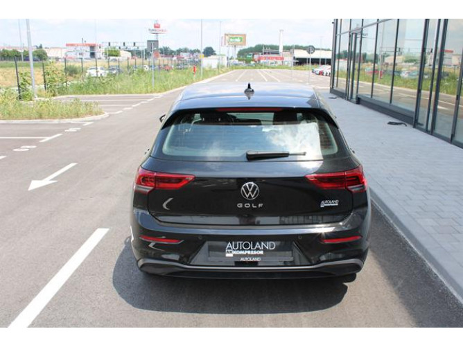 Volkswagen Golf 8 2.0 TDI DSG Life 