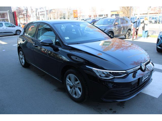 Volkswagen Golf 8 2.0 TDI Life 