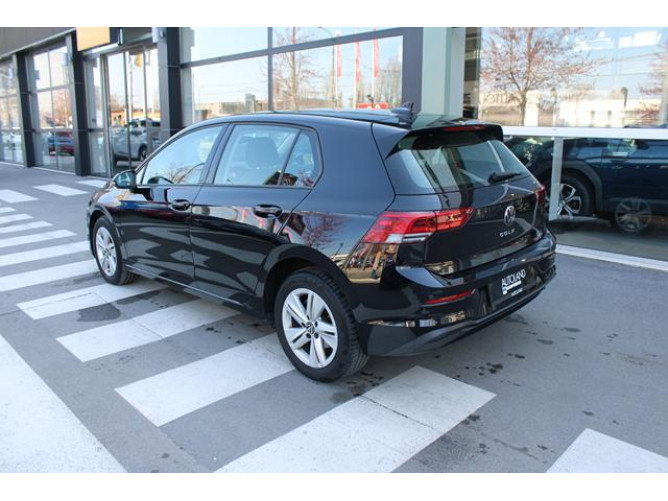 Volkswagen Golf 8 2.0 TDI Life 