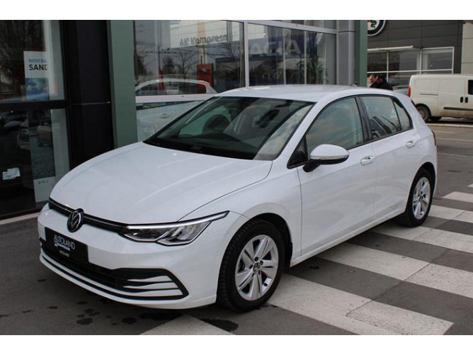 Volkswagen Golf 8 1.0 TSI Life 