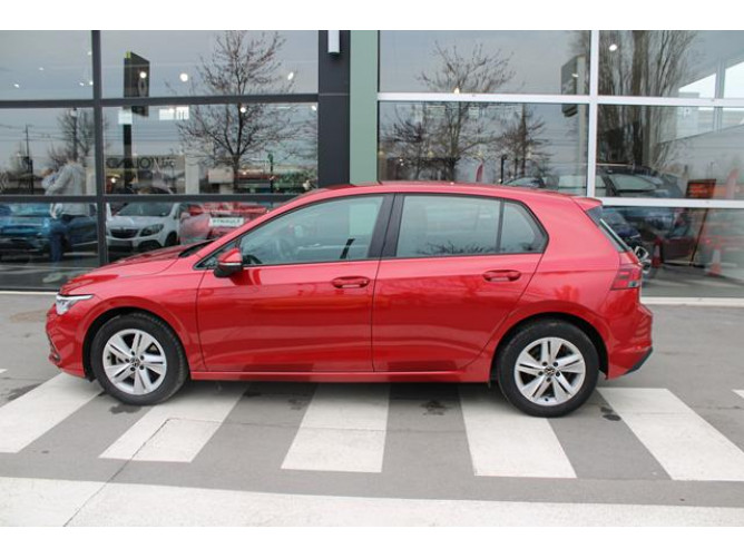 Volkswagen Golf 8 2.0 TDI Life 