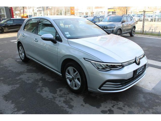 Volkswagen Golf 8 2.0 TDI Life 