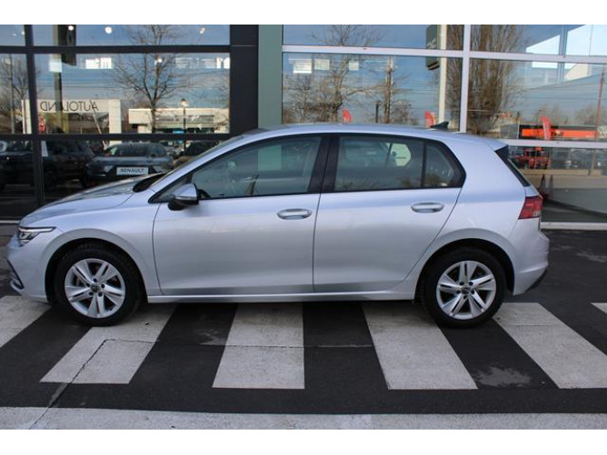 Volkswagen Golf 8 2.0 TDI Life 