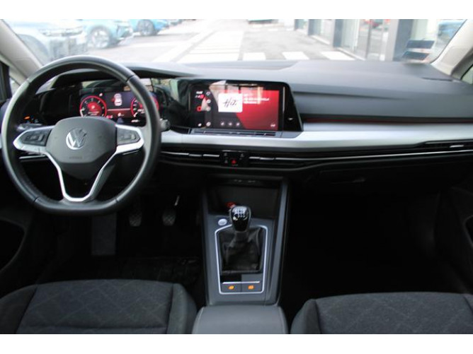 Volkswagen Golf 8 2.0 TDI Life 
