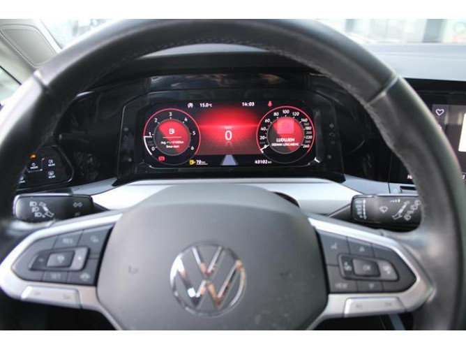Volkswagen Golf 8 2.0 TDI Life 