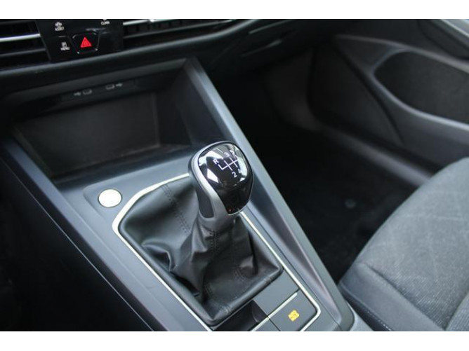 Volkswagen Golf 8 2.0 TDI Life 