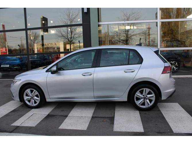 Volkswagen Golf 8 2.0 TDI Life 