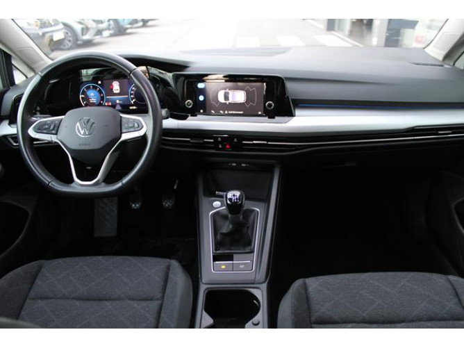 Volkswagen Golf 8 2.0 TDI Life 