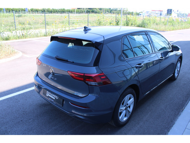 Volkswagen Golf 8 2.0 TDI DSG Life 