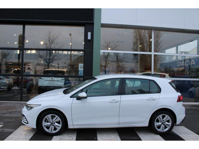 Volkswagen Golf 8 1.0 TSI Life 
