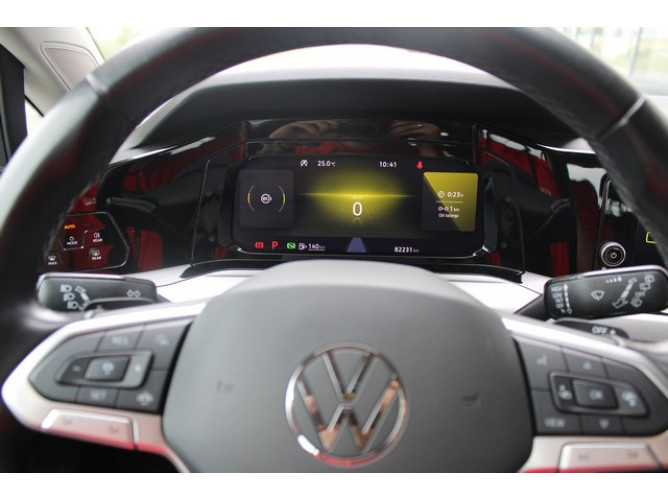Volkswagen Golf 8 2.0 TDI DSG Life 