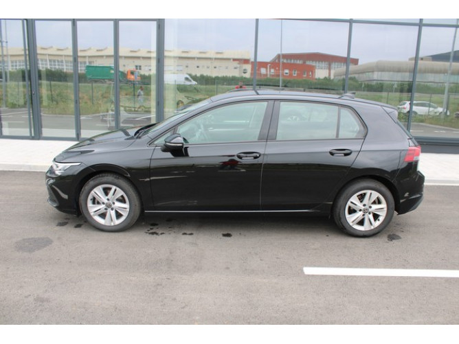 Volkswagen Golf 8 2.0 TDI DSG Life 