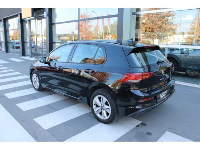 Volkswagen Golf 8 2.0 TDI Life 