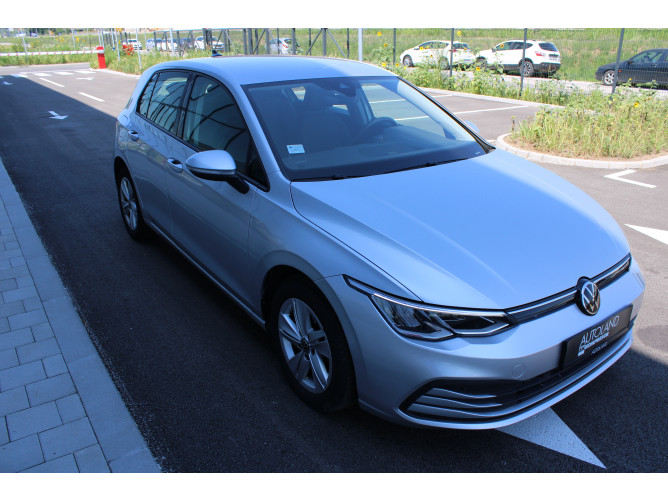 Volkswagen Golf 8 2.0 TDI DSG Life 