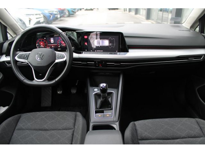 Volkswagen Golf 8 2.0 TDI Life 