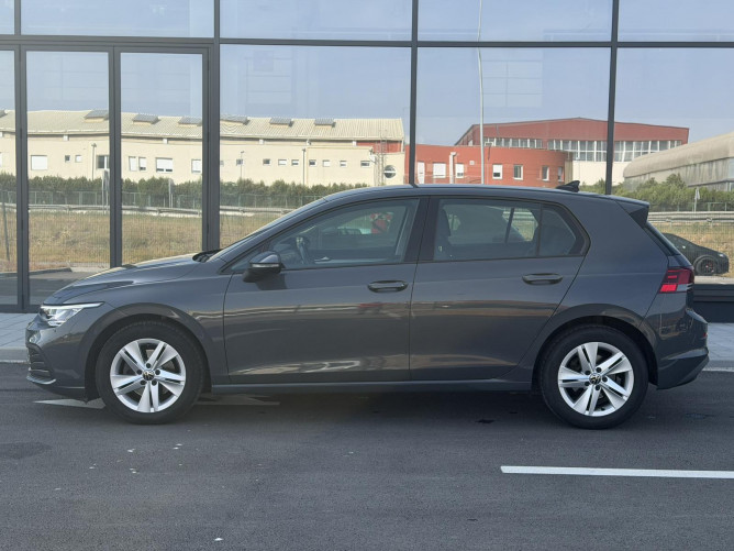 Volkswagen Golf 8 1.0 TSI LIFE 