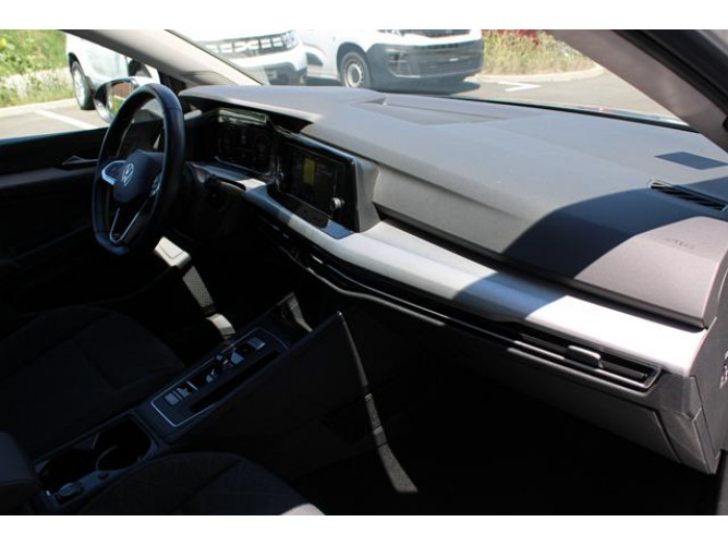 Volkswagen Golf 8 2.0 TDI Life DSG 