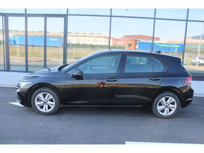 Volkswagen Golf 8 2.0 TDI DSG Life 