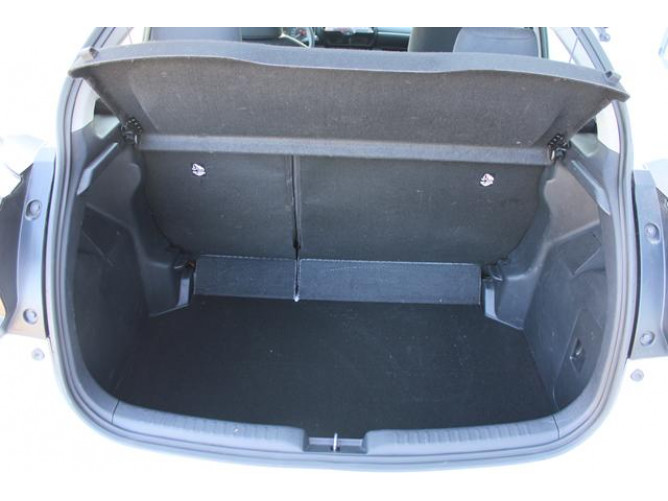 Toyota Yaris 1.5 Luna 