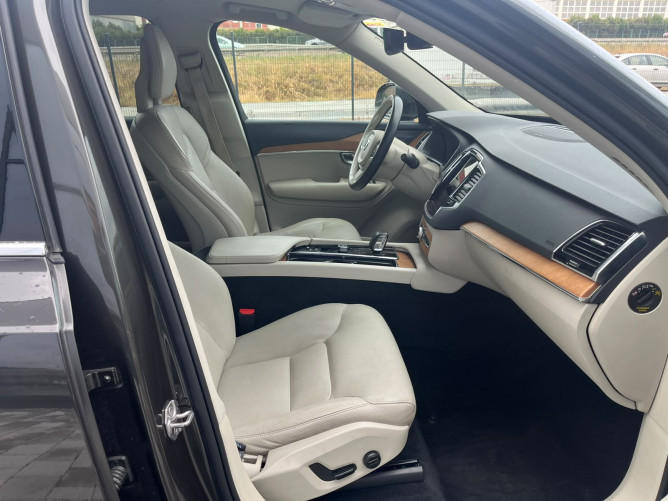 Volvo XC90 2.0 B5 HYB. AWD 