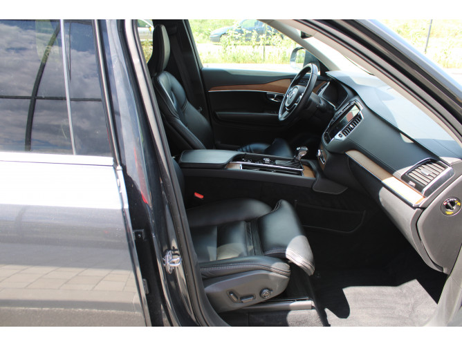Volvo XC90 2.0 T6 AWD 
