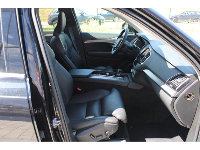 Volvo XC90 2.0 B5 HYB. AWD 7S 