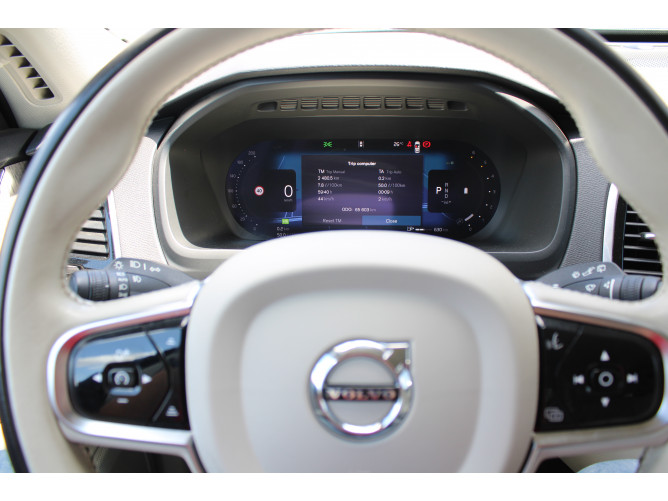 Volvo XC90 2.0 B5 HYB. AWD 7S 