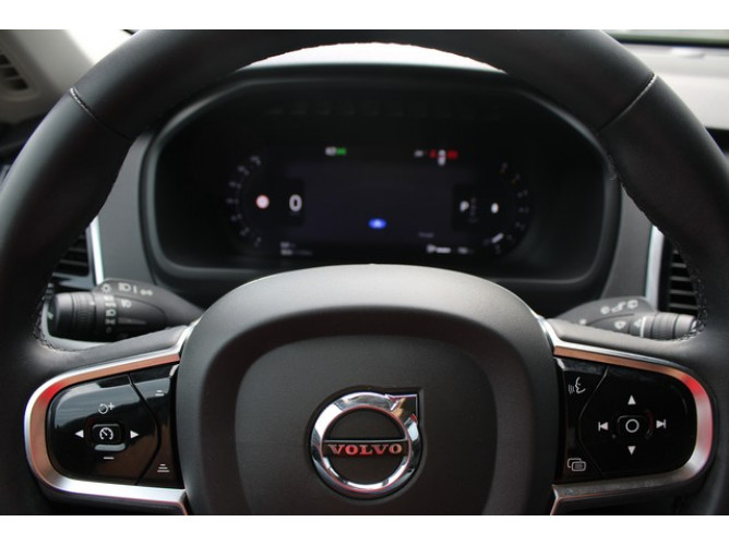 Volvo XC90 2.0 B5 HYB. AWD 7S 